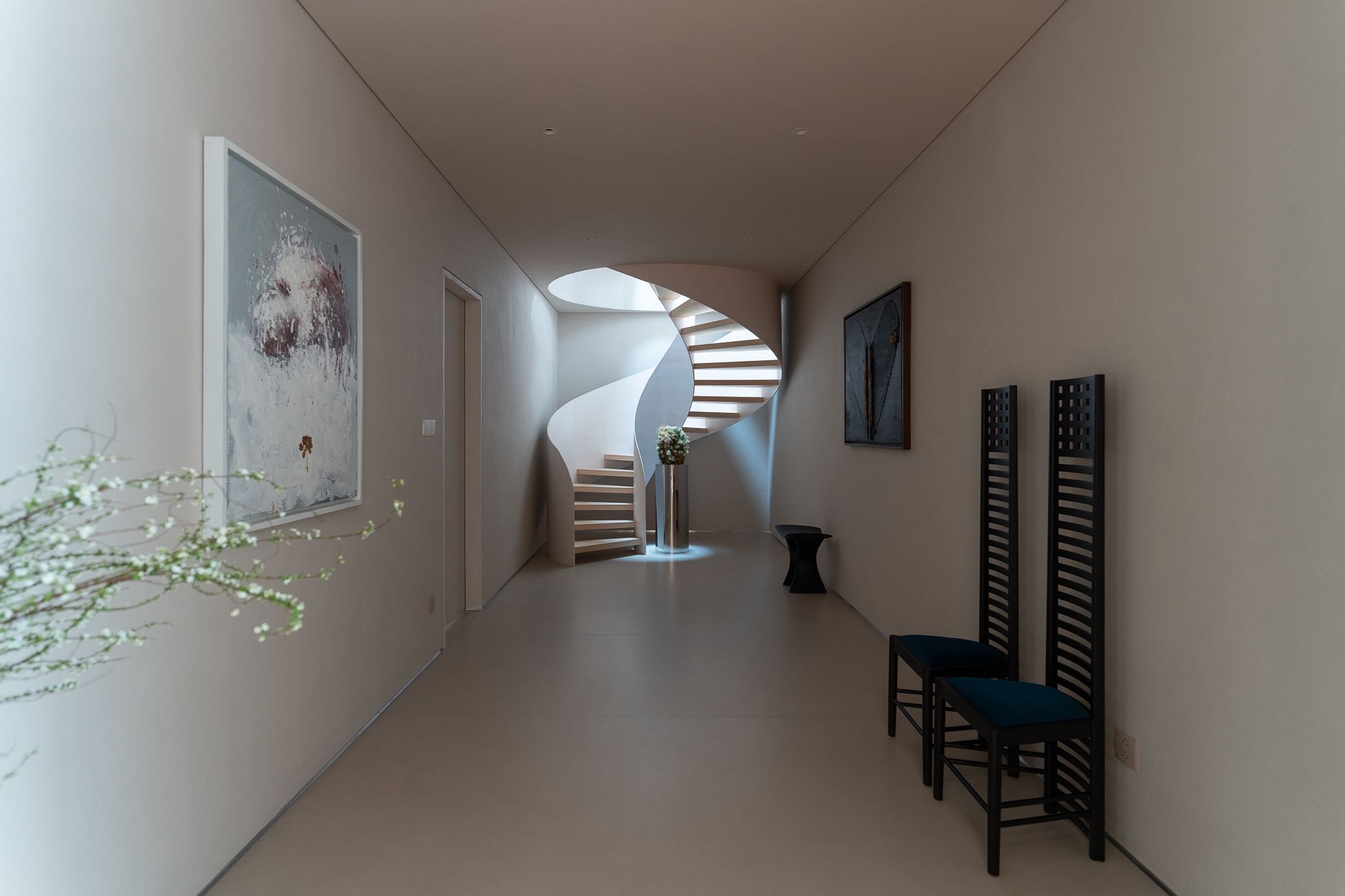 The House of Being — khu vực sinh hoạt cát SHU
