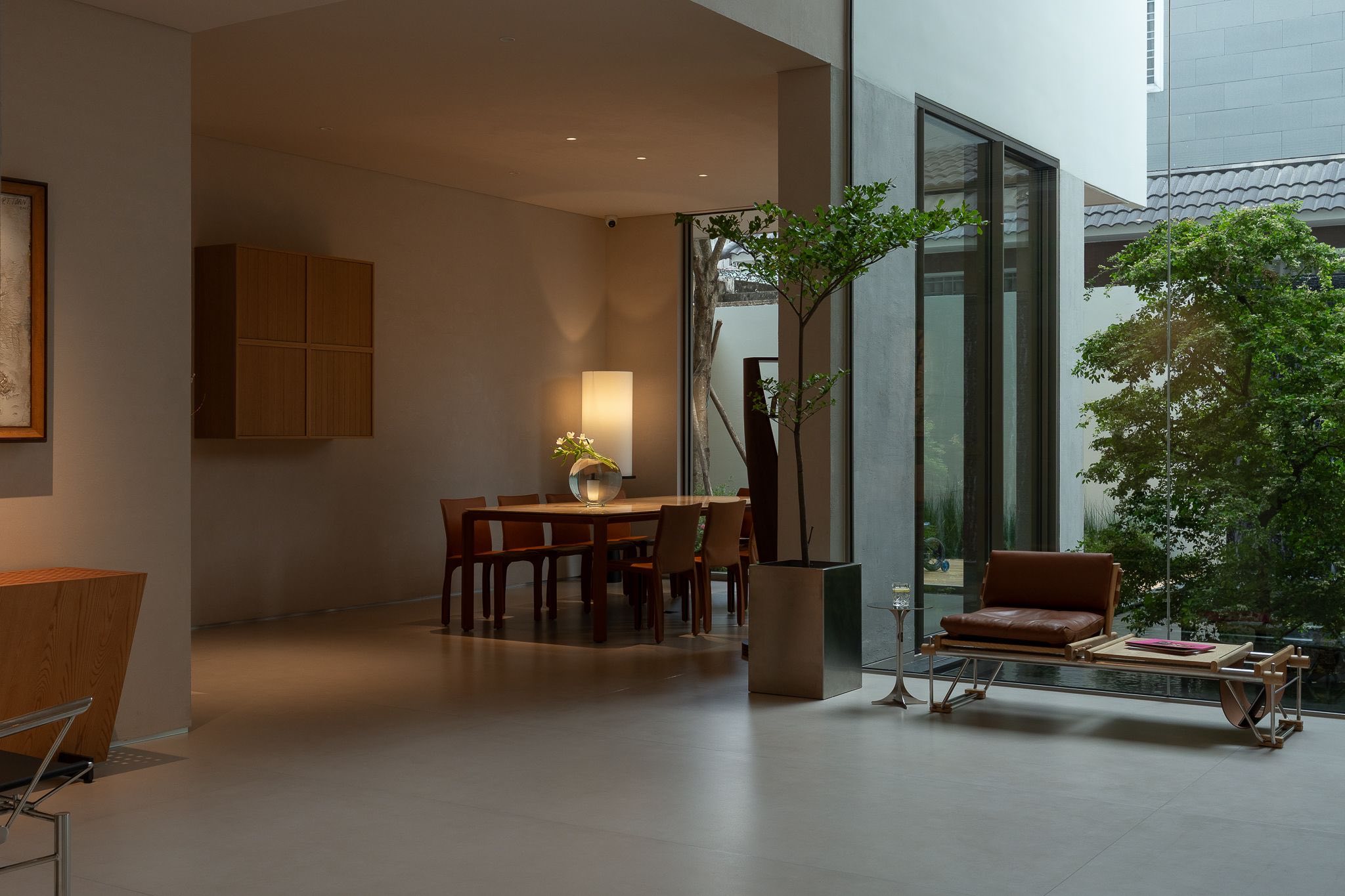 Chi tiết bề mặt cát SHU — The House of Being